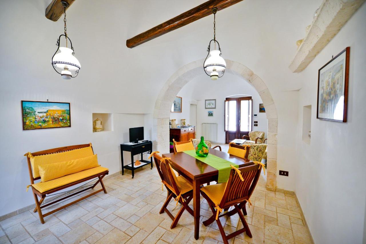 I Trulli Di Alejandro Villa Locorotondo Exterior foto