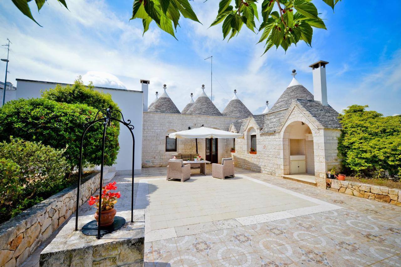 I Trulli Di Alejandro Villa Locorotondo Exterior foto